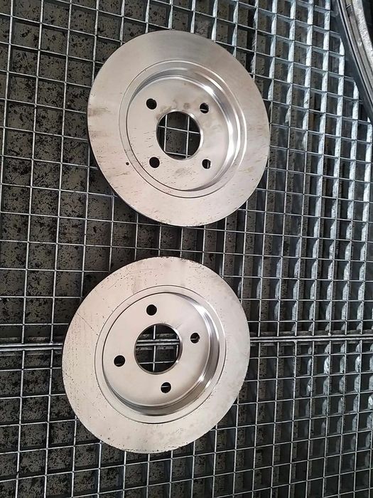 Set discuri frana punte spate ford focus 1 95gx2a315fb