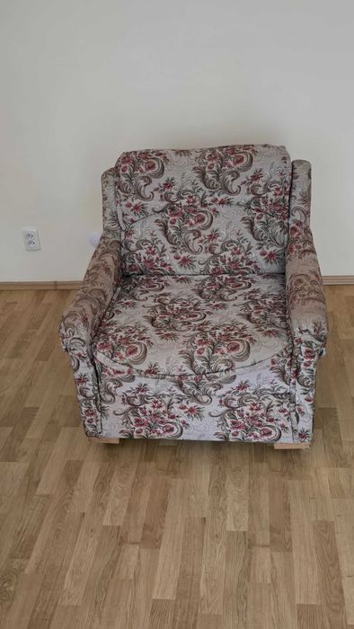 Fotoliu pat tapitat