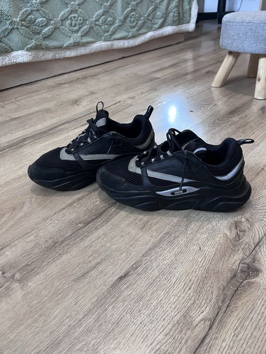 Dior b22 utilizati