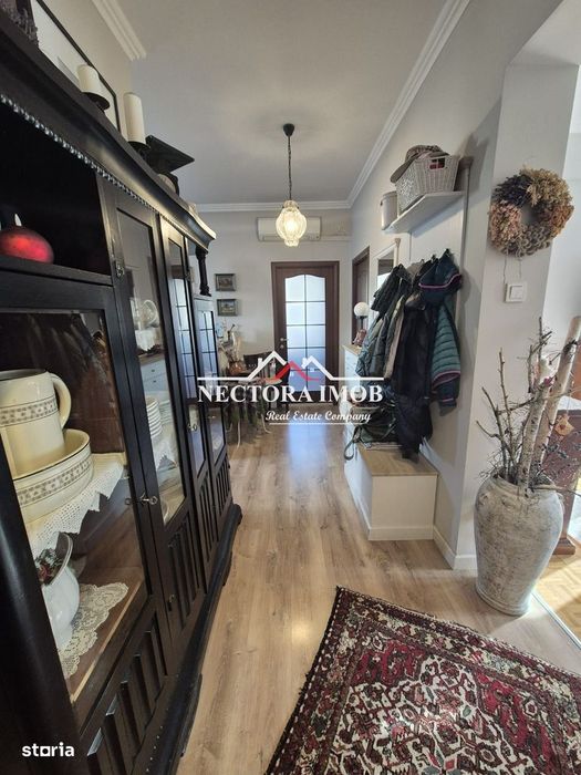 NECTORA IMOB-Apartament la casa 3 camere, Ultracentral, Etaj 1, 75 mp