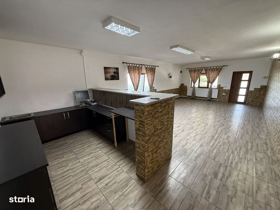 Casa 215mp, P+M, teren 2500mp, la strada, Dumesti