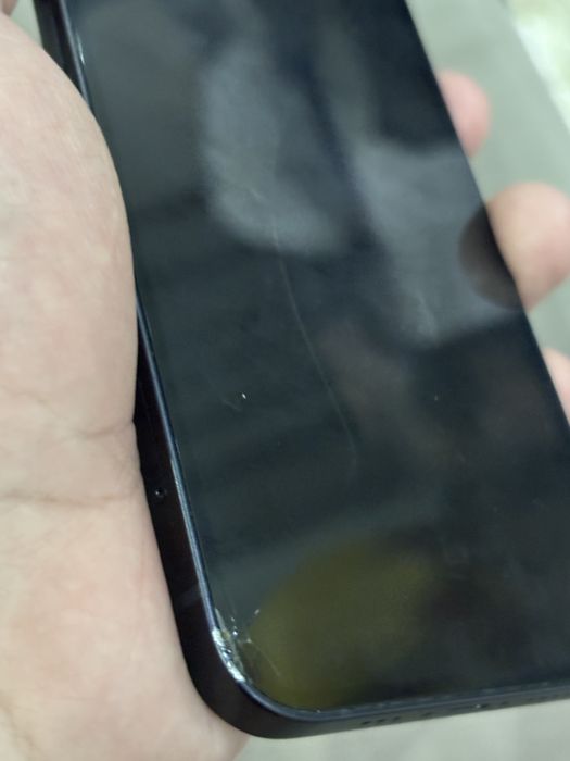 Продам айфон 12  64 гб