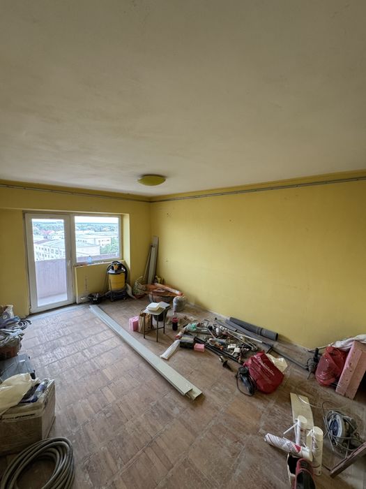Apartament 3 camere Centru Macu