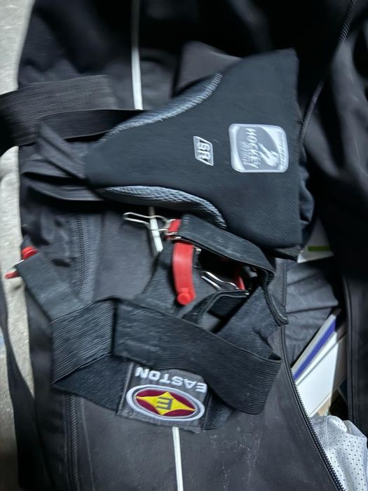 Продам хоккейную форму