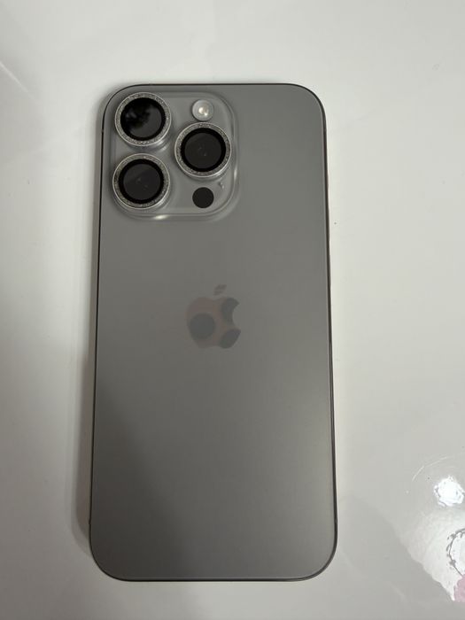 Iphone 15 pro Garantie 11.2026