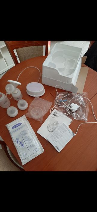 Електрическа помпа Авент с аксесоари като нова