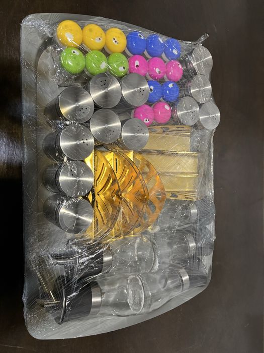 Продается кухоные оборудование и инвертарий б/у