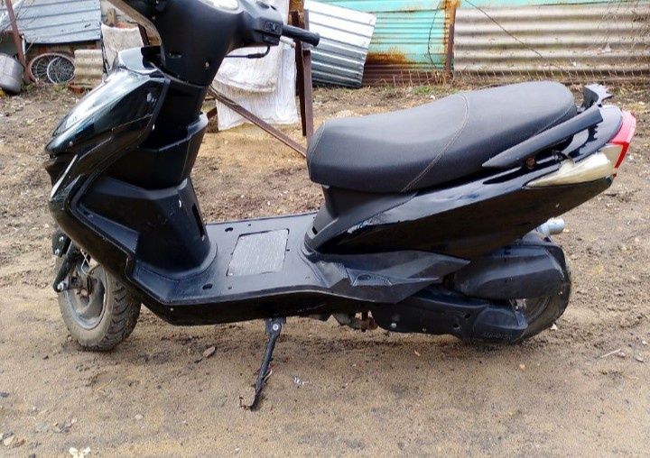 Продам скутер  обмен