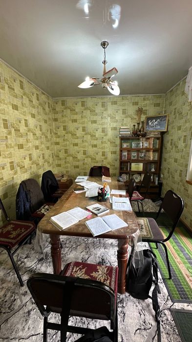 Продаётся Дом из  6 комнат