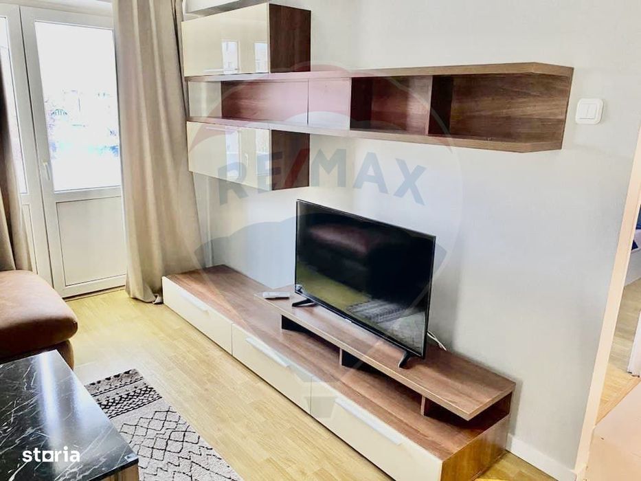 Apartament 2 camere, Universitate, metrou 20 m, mobilier MDF
