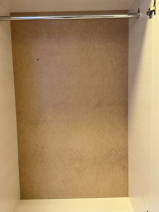 Продам шкаф для одежды