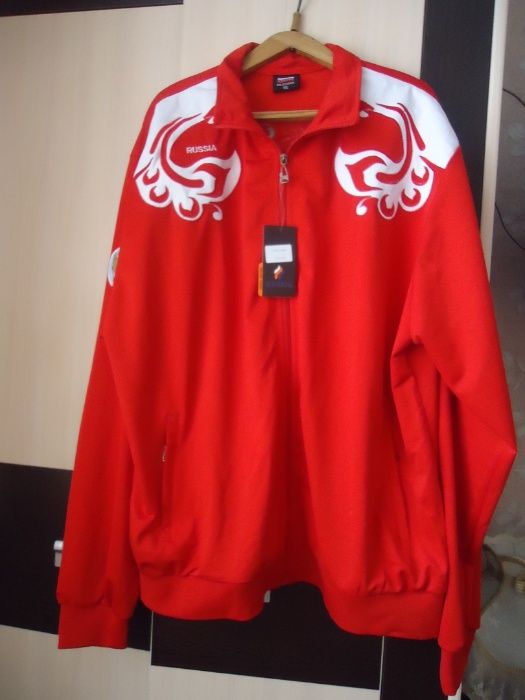 продам спортивный костюм