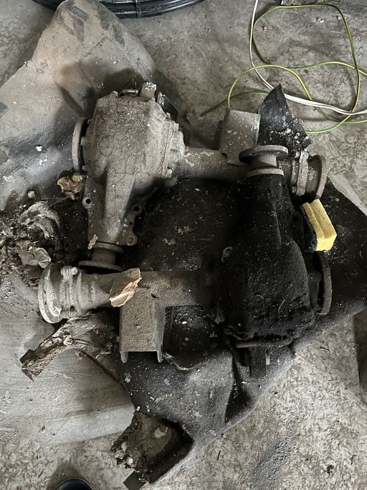 Преден деференциал за Nisan Terrano