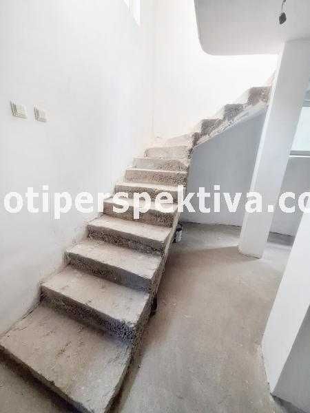 Продава се Офис в Пловдив, Център - 100 кв.м за 663 €/кв.м - Снимка #2