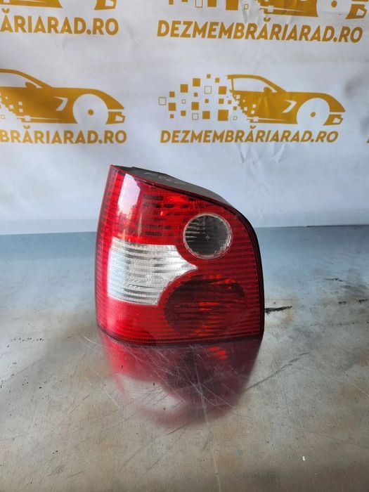 Stop Lampa Stop Tripla Stanga Vw Popo 9N Original Intact - Dezmembrari Arad