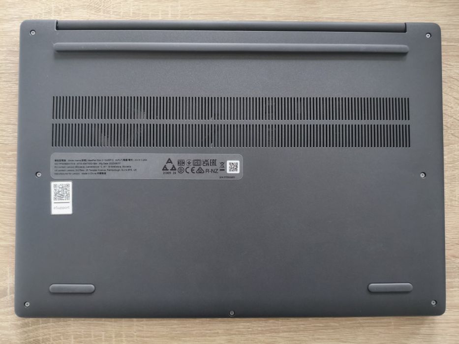 Lenovo Ideapad Slim 3 15ARP10
