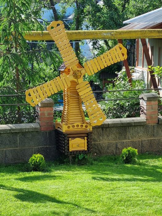 Мельница для сада