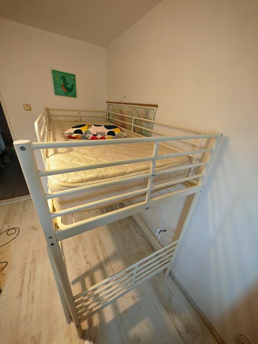Pat cu scară IKEA si saltea condiții f bune