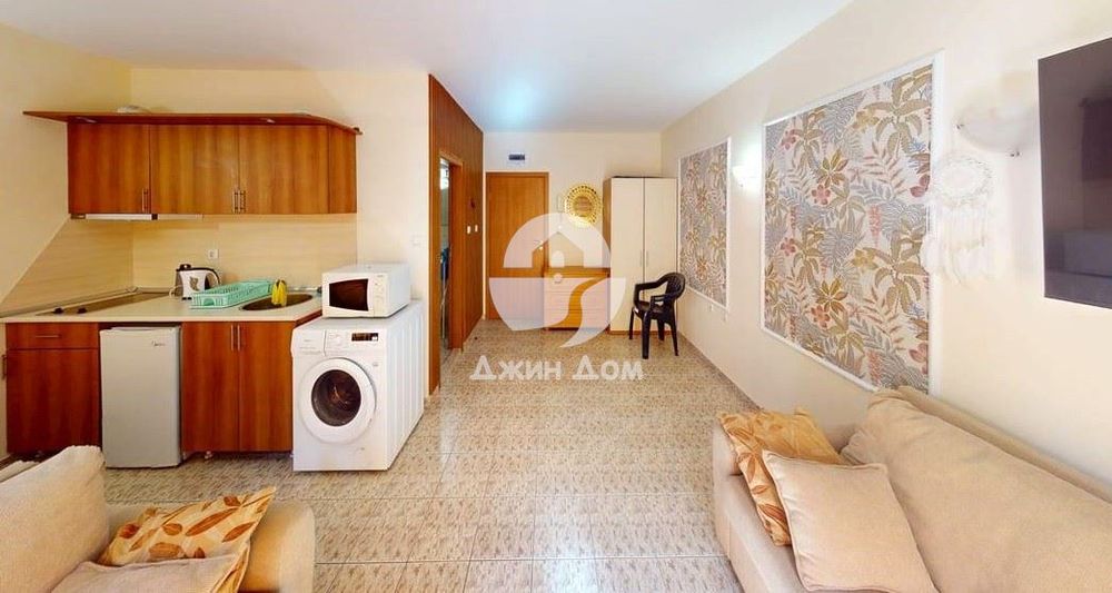 Продава се Едностаен апартамент в к.к. Слънчев бряг - 34 кв.м за 1035 €/кв.м - Снимка #2