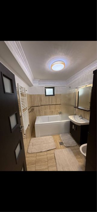 Apartament de inchiriat