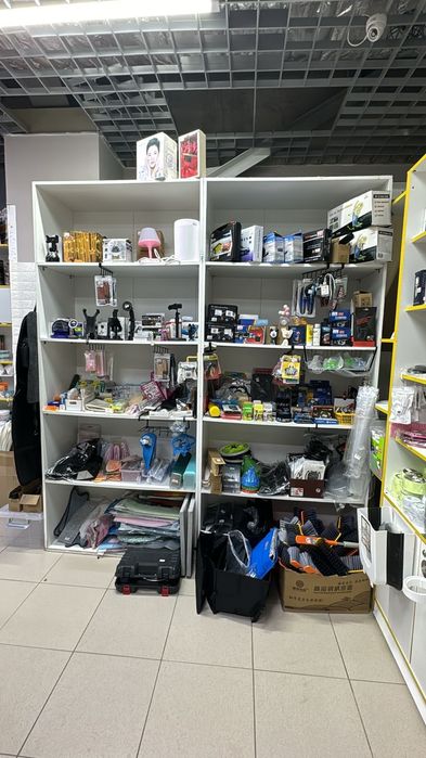 Продается торговые стеллажи полки