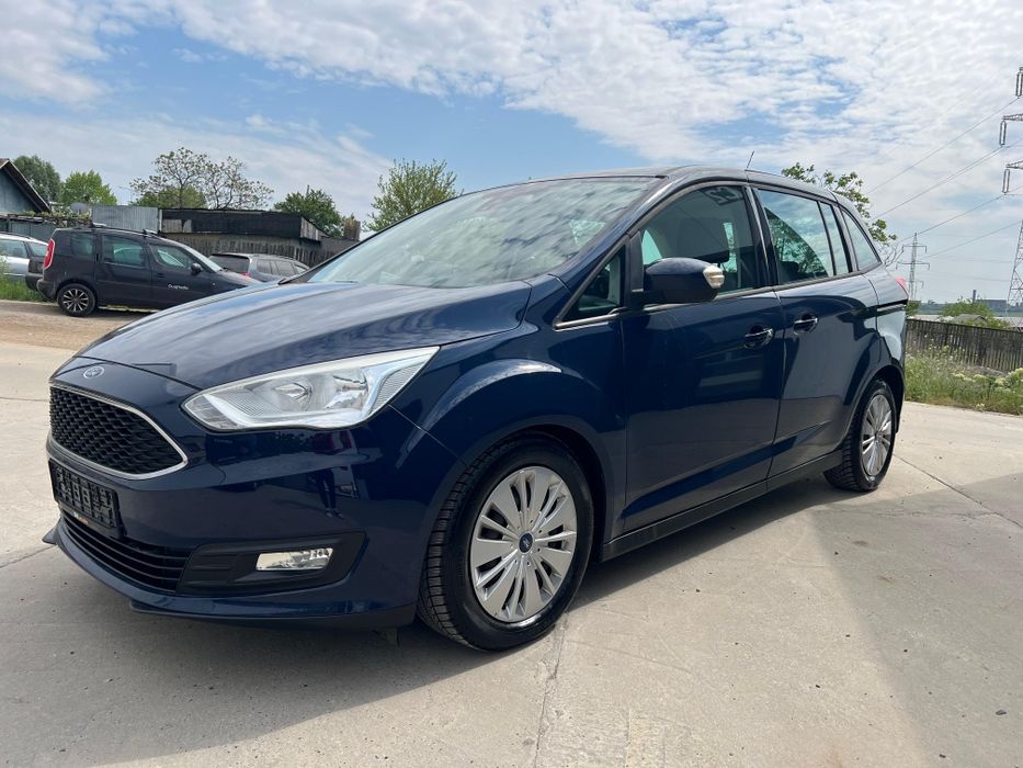 Ford grand c-max business edition
