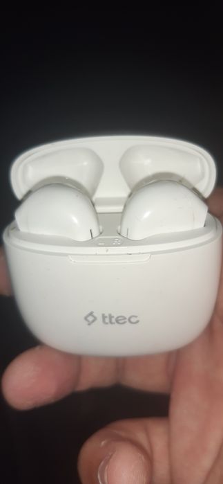 Продавам чисто нови слушалки