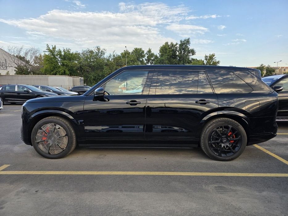 Zeekr 9x Hayper Blac edition 2026 srochna