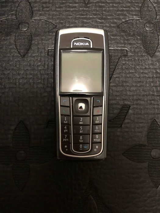 Assalom alekum Telefon Sotiladi Original Nokia 6230i