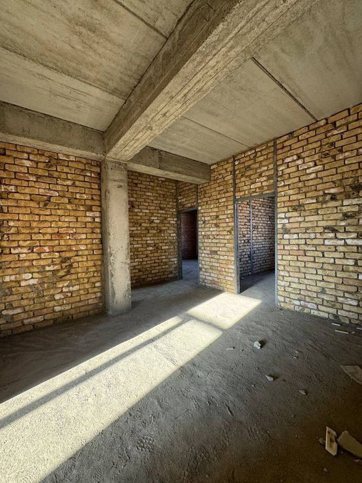 Квартира продается 4/4/4 на ТТЗ 1