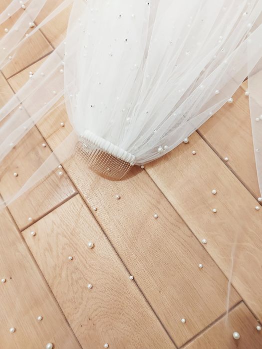 Voal cu perle ivory din tulle de mătase