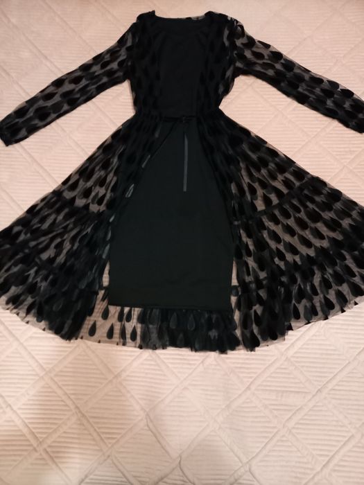 Разгрузка гардероба.