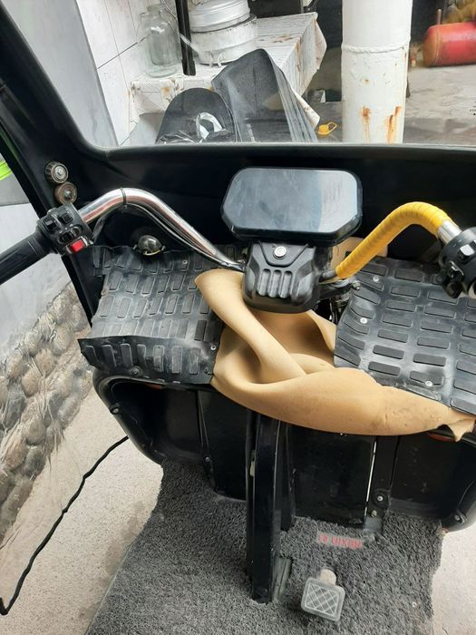 Skuter sotiladi xolati yaxshi bita akmaltur kuygan 4tasi yaxshi  600$$