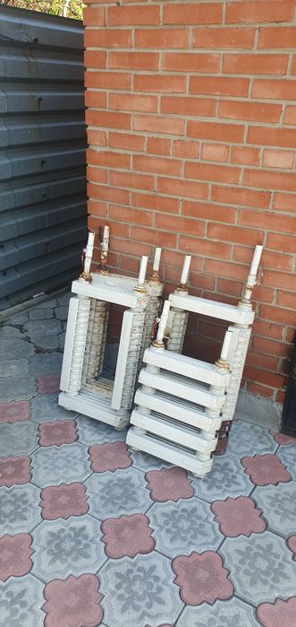 Продам батареи чугун