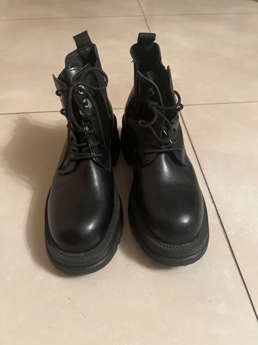 Ботинки женские