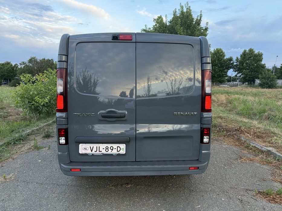 RENAULT Trafic 2021 — imagine 4