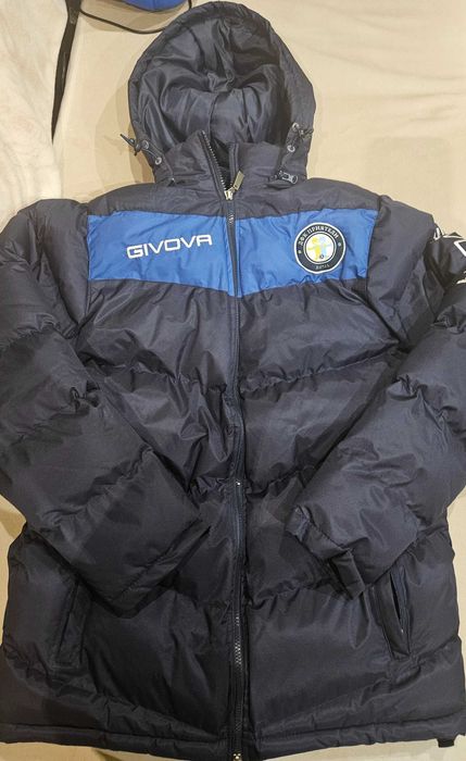 Зимно яке GIVOVA s размер