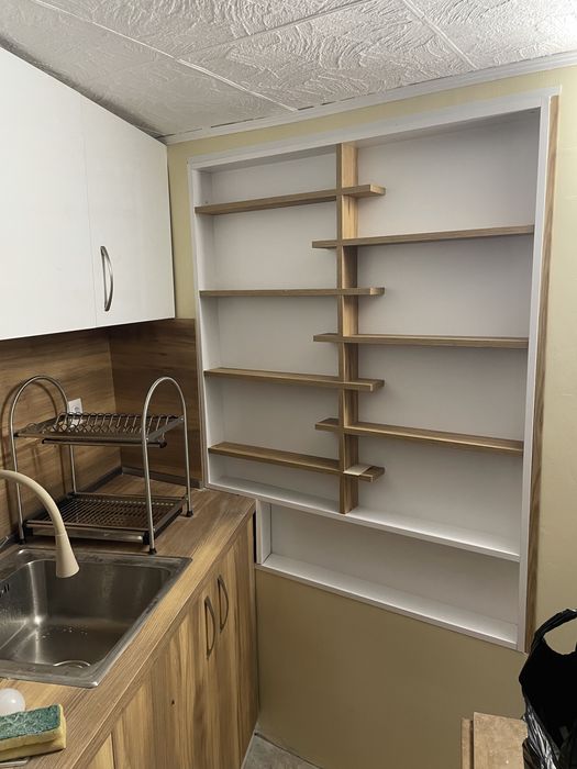 Дава се под наем Къща в Божурище - 37 кв.м за 348.84 € - Снимка #1