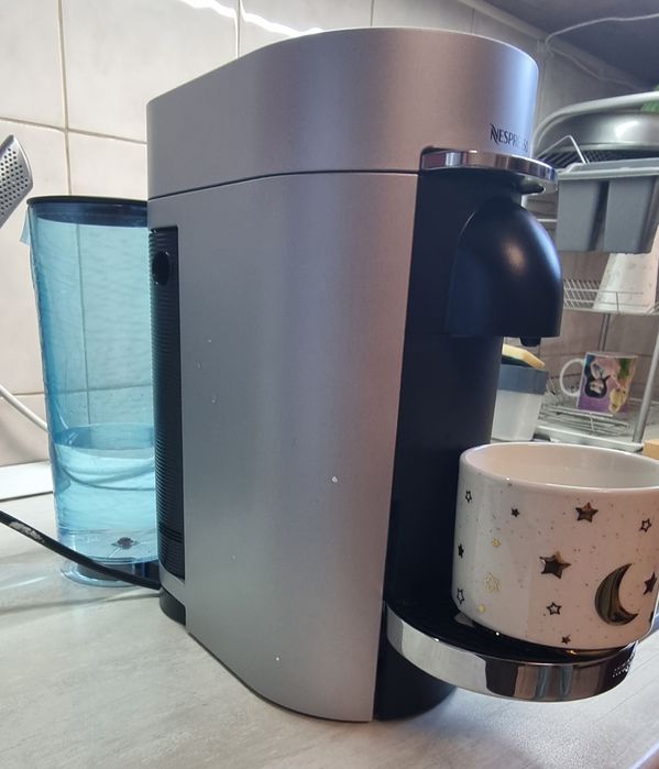 Кафемашина Nespresso Vertuo plus