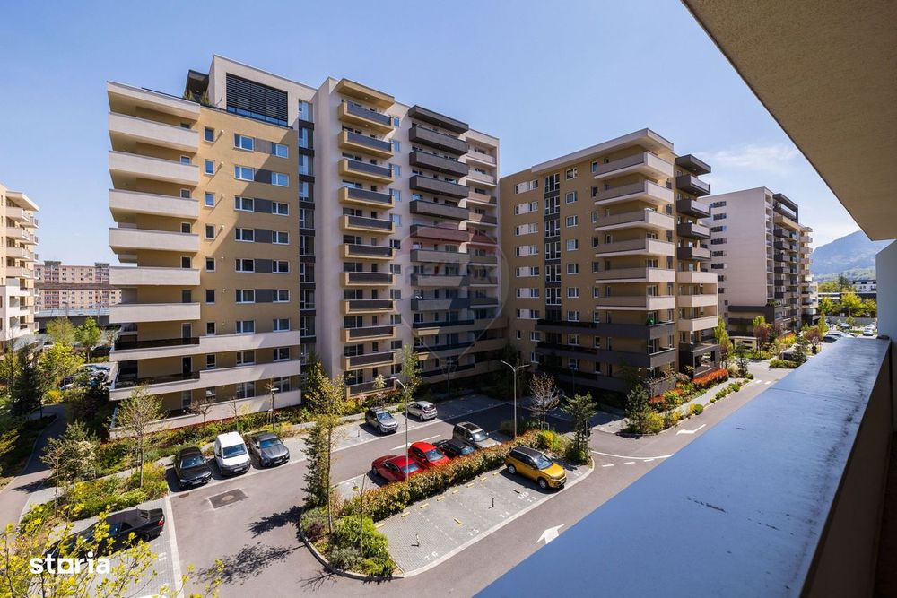 Apartament 2 camere în Urban Plaza. Vedere spre parc. Mobilat complet.