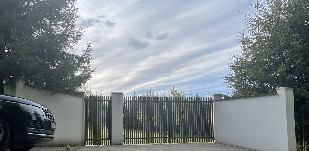Vând teren intravilan sau schimb cu apartament in Sighet sau Baia Mare + diferenta din partea mea