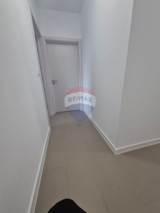 Дава се под наем Двустаен апартамент в Варна, Изгрев - 55 кв.м за 459 € - Снимка #8