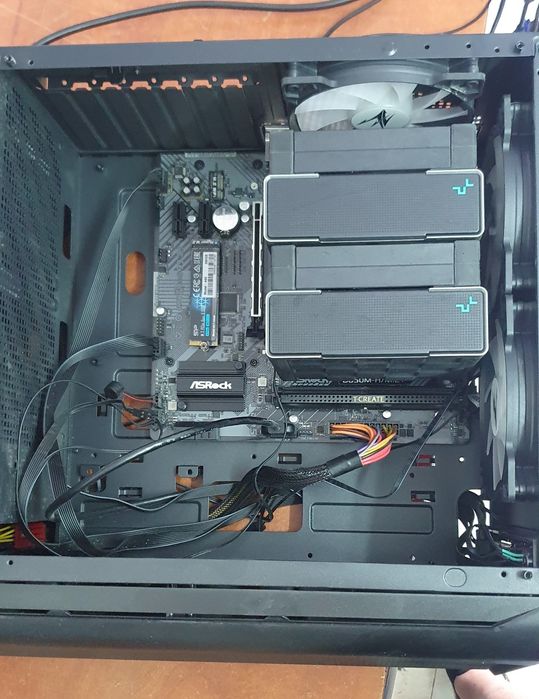 Мощна AM5 конфигурация с Ryzen 9 7950X3D
