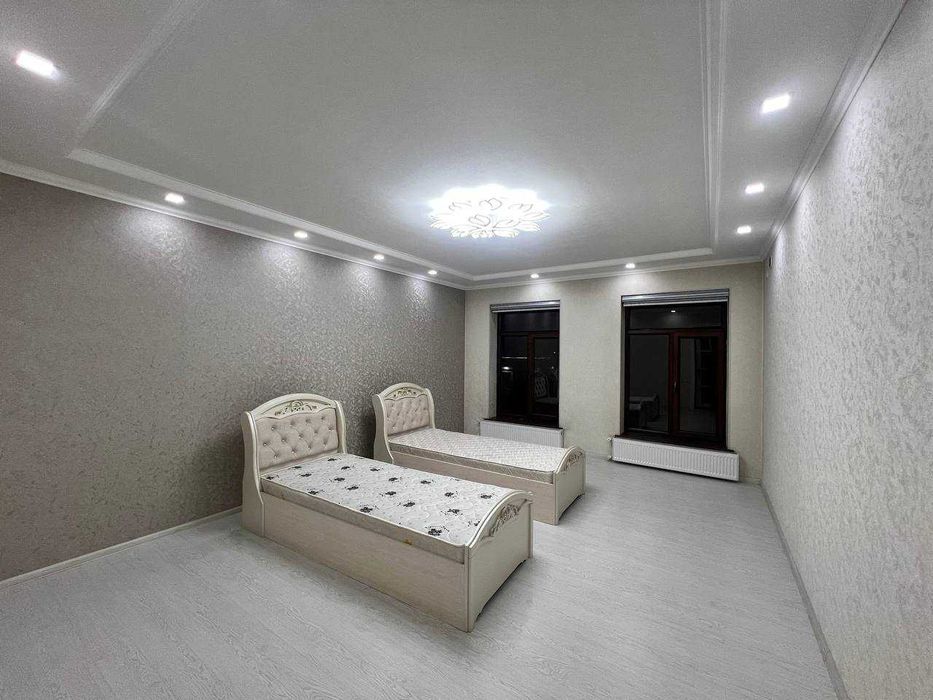 Продается квартира 2 этаж 4 комнаты 150кв метров