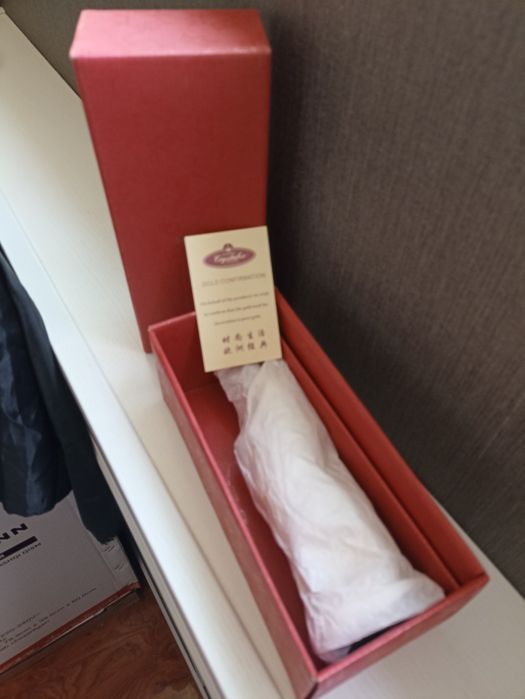 Ваза с настоящим золотым покрытием