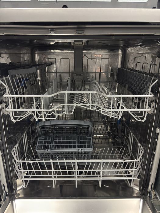 Mașină de spălat vase Beko BDFN26430S