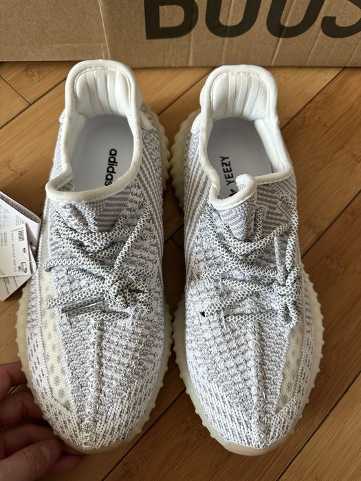 Кроссовки yeezy adidas