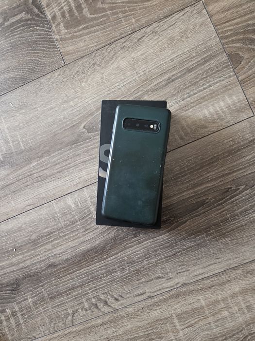 samsung s10 в хорошем сост