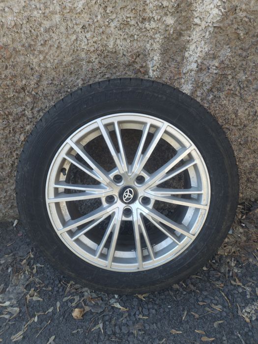 Продам диски с резиной в комплекте