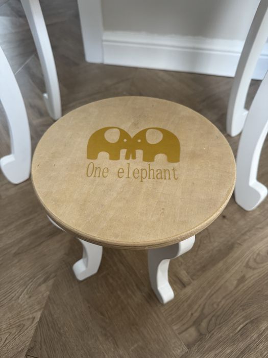 Детский туалетный столик трюмо деревянное